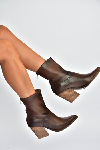 Fox Shoes V654080303 Γυναικείες μπότες Western Cowboy από γνήσιο δέρμα καφέ
