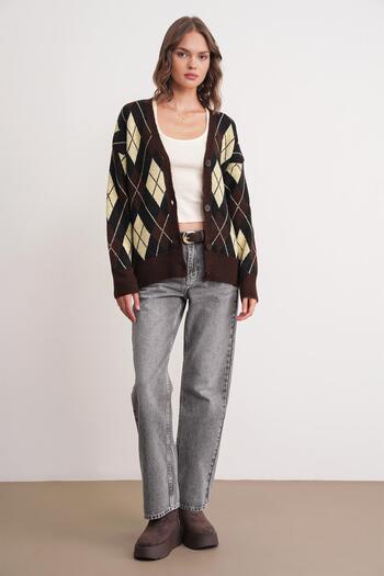 Mixray 6937 Women's Diamond Pattern Oversized Knit Cardigan Brown