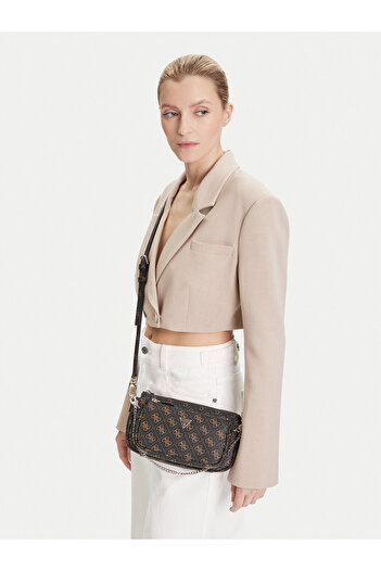 Guess Γυναικεία Τσάντα Χειρός Καφέ HWQG9672710