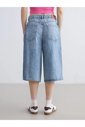 LC Waikiki Bermuda Fit Women's Jean Shorts