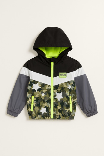 Magu Boys Hooded Camouflage Pattern Star Printed Windbreaker Coat - Waterproof Zipper Jacket
