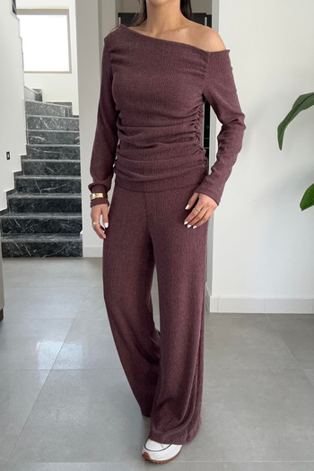 Paw Garage Women's Sienna Winter Side Gathered Long Sleeve Crinkle Wrap Top and Bottom Set