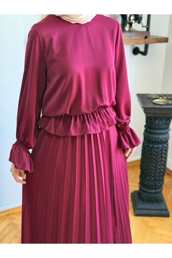 Navra Pleated Skirt + Blouse Set 5076 Burgundy