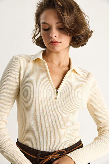 Bianco Lucci Women's Zippered Sweater 20246337