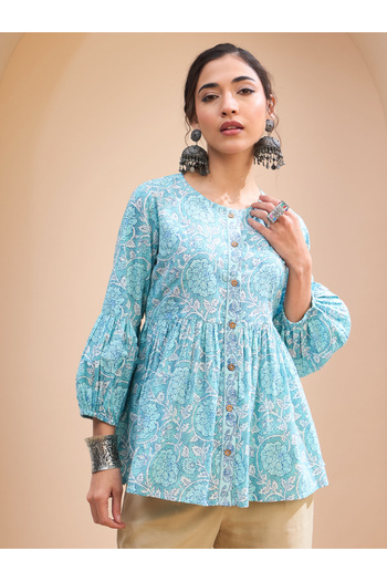 Sassafras By Styli Blue Floral Wood Buttoned Gathered Kurti