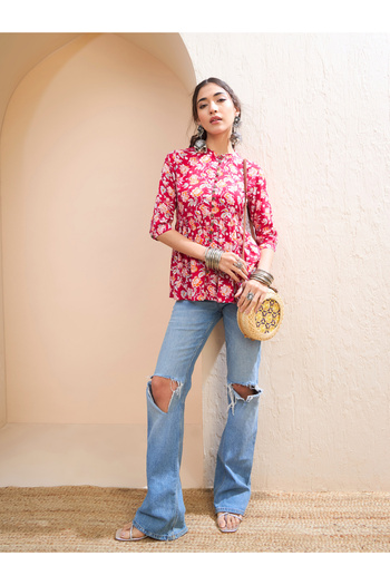 Sassafras By Styli Red Floral Buttoned Gathered Kurti
