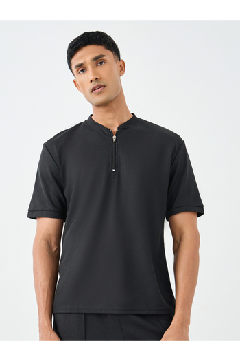 Styli Men Solid Regular Fit T-Shirt and Joggers Co-ords