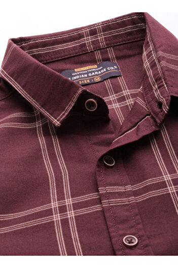 The Indian Garage Co By Styli Men Burgundy Regular Fit Casual Shirt