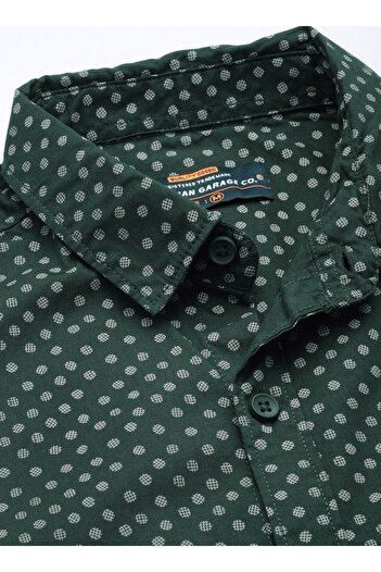 The Indian Garage Co By Styli Men Dark Green Ditsy Print Shirt with Slim Collar