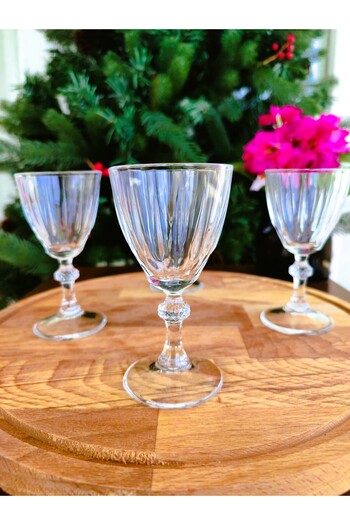 Madame Coco Voyage Set of 4 Footed Liquor Glasses - 50 ml