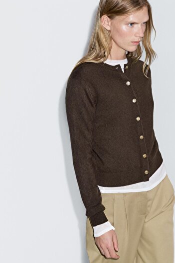 Massimo Dutti Altın rengi düğmeli %100 yün hırka