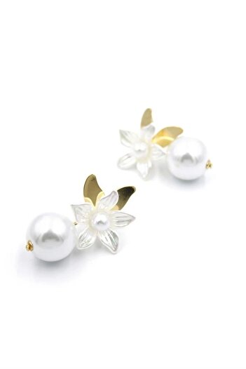 shopwave Pearl Earrings - White