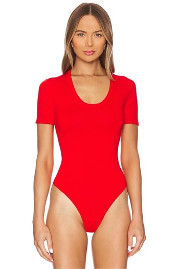 MetuCA Women's Red U-Neck Short Sleeve Jersey Fabric Bodycon Thong Cut Bodysuit Zıbın