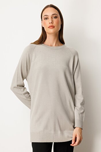 On Fashion Buttoned Back Crew Neck Sweater Gray-65413