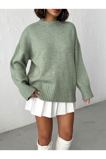 BEJNA Women's Green Soft Textured Crew Neck Oversize Basic Knit Sweater