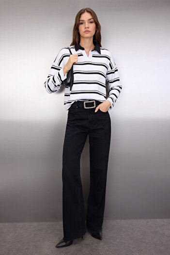 Trendyol Collection Black Cotton Wide Fit Shirt Collar Striped Knitwear Sweater Twoaw26Kz00143