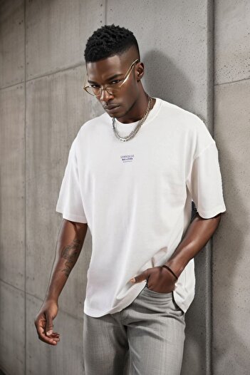Balenbi Unisex Ecru Crew Neck Μπλουζάκι με εμπορική εκτύπωση Oversize