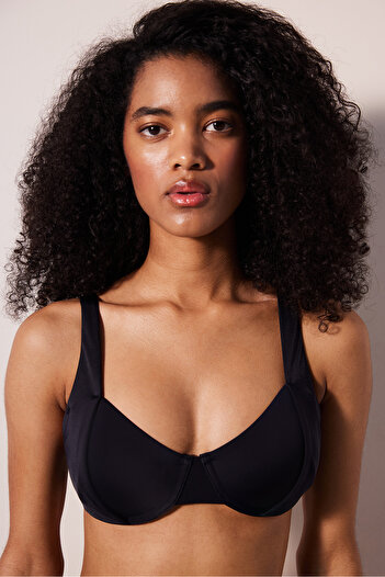 Penti New Underwire Black Bikini Top