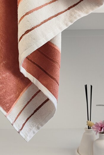 Sevim Thread Dyed 100% Cotton Bath Towel with Striped Edge - Soft & Highly Water Absorbent - 90X150 cm - Terra