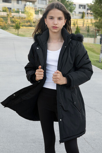 Cansın Mini Black Snap Pocket Flexible Waist Fur Inside Girl's Hooded Coat 21301