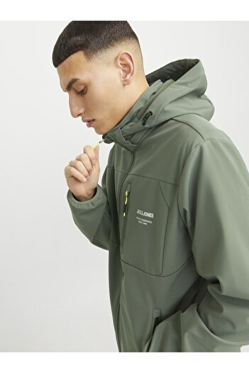 Jack & Jones Men's Green Jjtheo Softshell Jacket 12269407-Agavegree