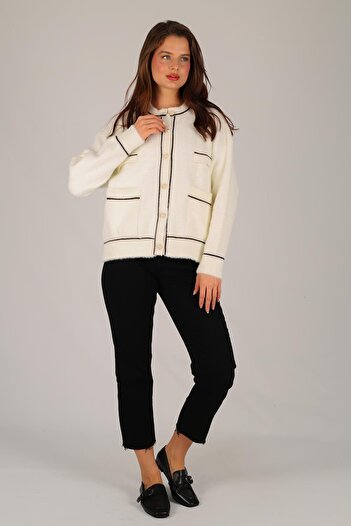 FACETTE Women's Ecru Button Detail Soft Cardigan