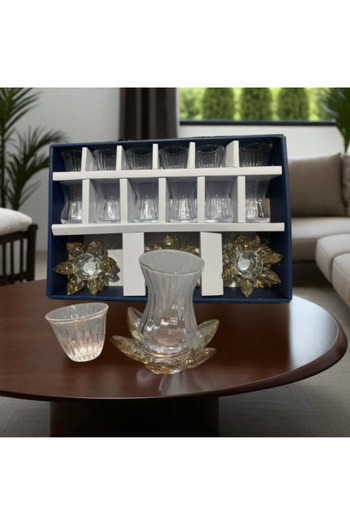 AREEN 18-piece tea and coffee cup set with a crystal base, luxurious transparent design