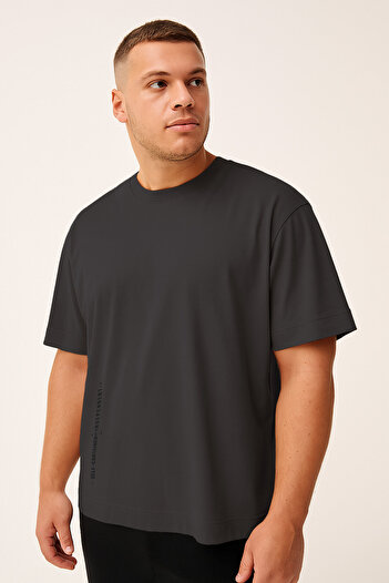 TOMMY LIFE Anthracite Printed O-Neck Comfortable Fit Oversized Plus Size Men's T-Shirt - 88472