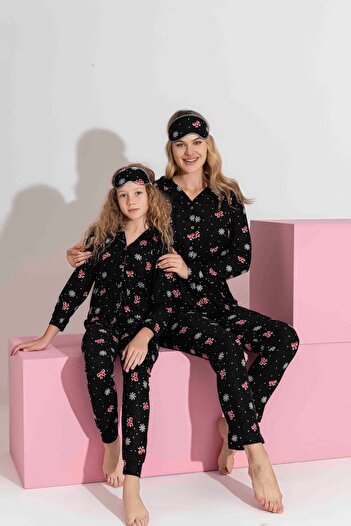 Tarık Women's Black New Year Pattern Front Buttoned Mother-Daughter Combination Suede Velvet Winter Warm Pajama Set