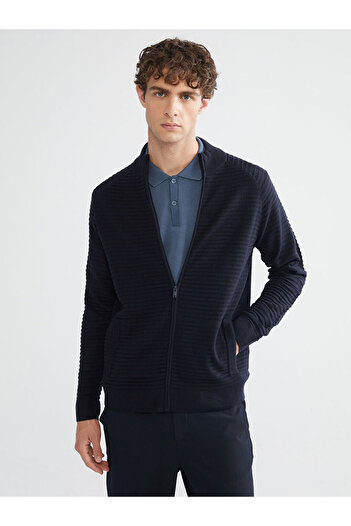 LC Waikiki Sparkling Choices from Shining Store |   Men's Knitted Cardigan with Stand Collar and Pockets