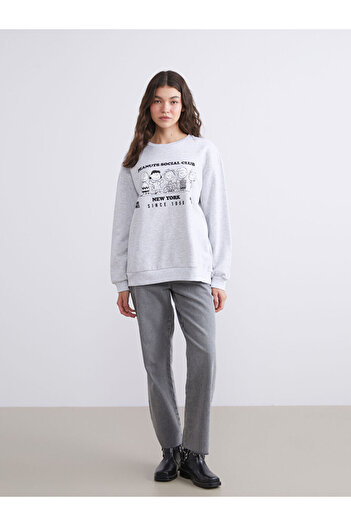 LC Waikiki Sparkling Choices from Shining Store |   Snoopy Printed Oversize Women's Thick Sweatshirt