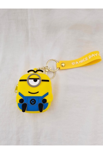 Beyaz Dükkan Silicone Wallet Bag Accessory with Minion Figure