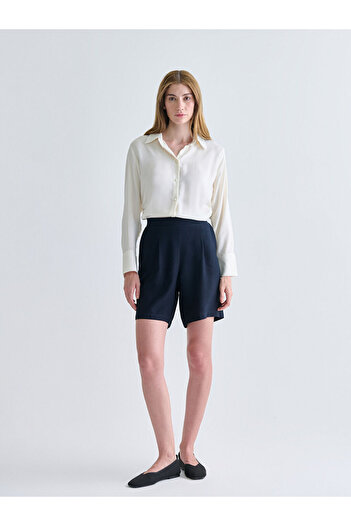 LC Waikiki Create Your Style from Uzg Store |   Women's Pleated Shorts with Elastic Waist