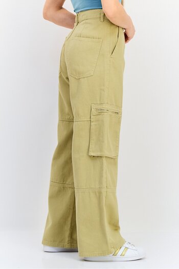 Don't Call Me Jennyfer Women Wide Fit Plain Non-Stretchable Cargo Jeans, Khaki
