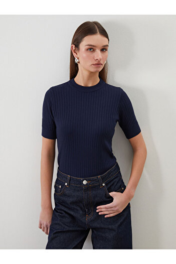 LC Waikiki Create Your Style from Uzg Store |   Crew Neck Women's Knitwear Sweater