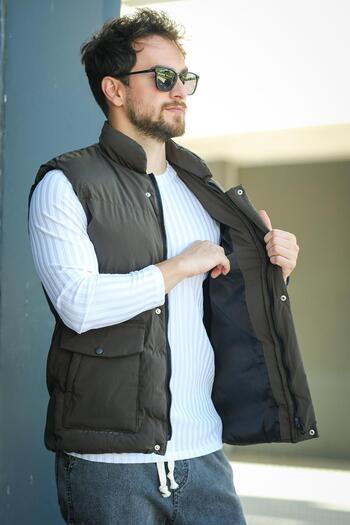 Oksit Octave Men's Puffer Vest with Waterproof Hooded Pocket and Label Detail Stand Collar