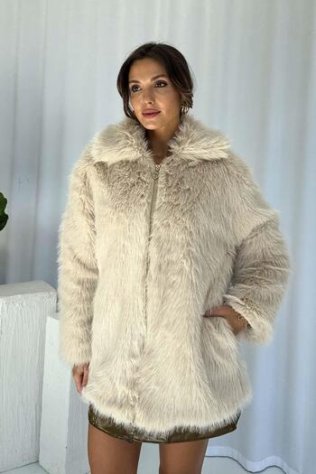 Mine Tan Butik Women's Fur Coat with Zipper Detail - Stone