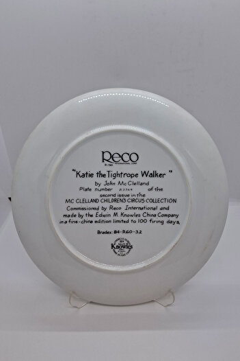 Reco Nurantik Rope Dancer Katie Figured Porcelain Decorative Wall Plate 23.5 cm