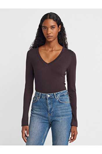 Dilvin 10427 V-Neck Sleeve Slit Sweater-Dark Brown