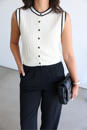 Özge Özgenç Buttoned Ribbed Knit Vest