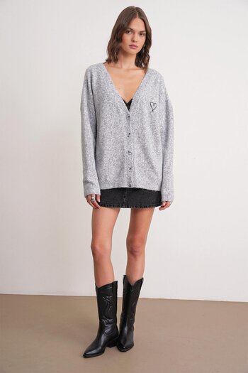 Mixray 6953 women's oversize heart embroidered cardigan gray