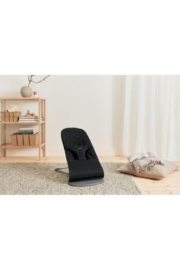 BabyBjörn Bliss Black rocking chair made of quilted fabric with a Classic look, BabyBjorn