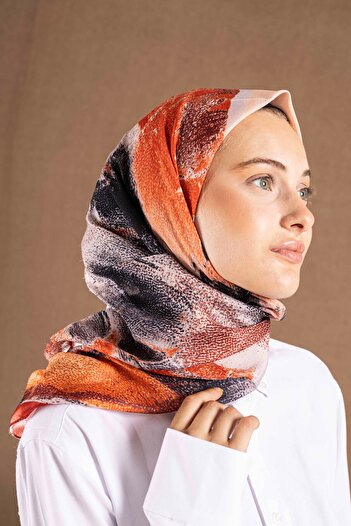 Akel Decode Scarf Pastel Pattern
