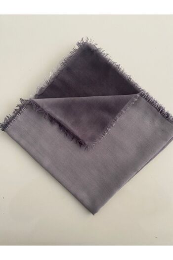 poloist Gradient Pattern Cheesecloth Writing
