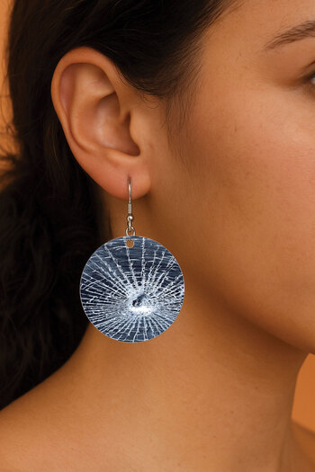 Cekuonline Women's Earrings Patterned Stylist Hooked 3.5X5Cm Round Transparent Earrings Glass Cracks
