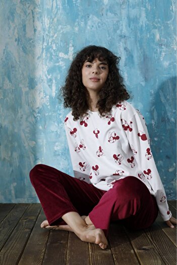 Mihra Women's Crew Neck Oversized Drop Shoulder Interlock Cotton Top Velvet Bottom Winter Pajamas Tracksuit Set