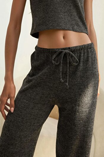 Hiccup Lace-Up Soft Textured Knitted Trousers
