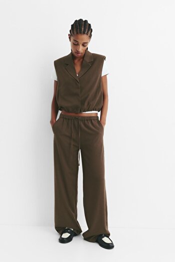 Pull & Bear Balloon hem waistcoat