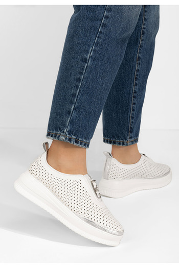 B T Shoes Bílé dámské polobotky Cecelia