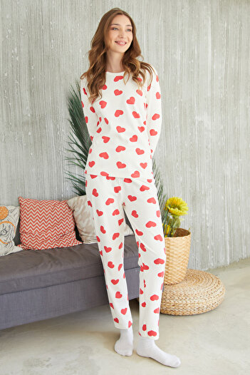 Fulla Moda Heart Pattern Crew Neck Pajamas Set